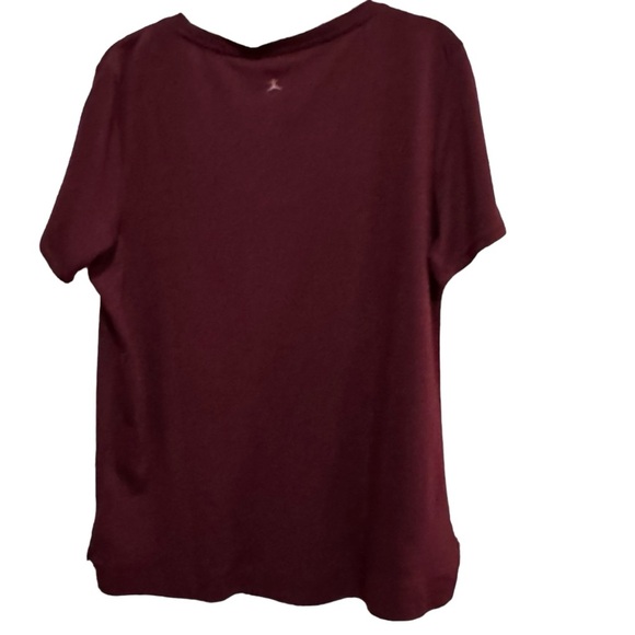 Danskin - NWT - Tunic Tshirt - Garnet - Size L - Picture 2 of 5